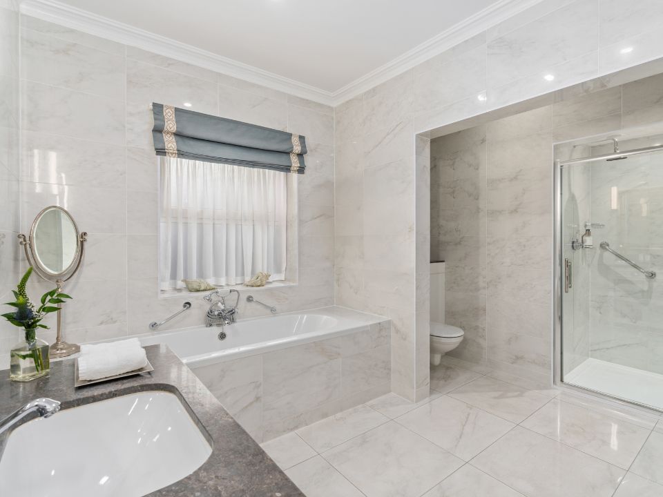 Abbey Suite