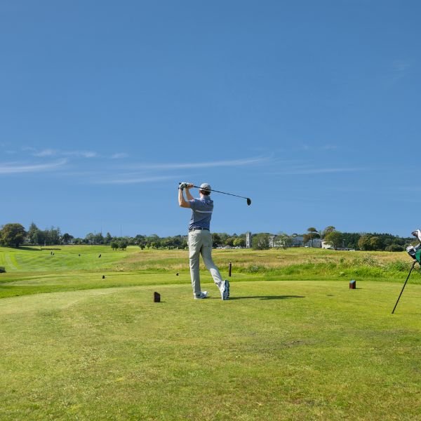 Golfing in Glenlo